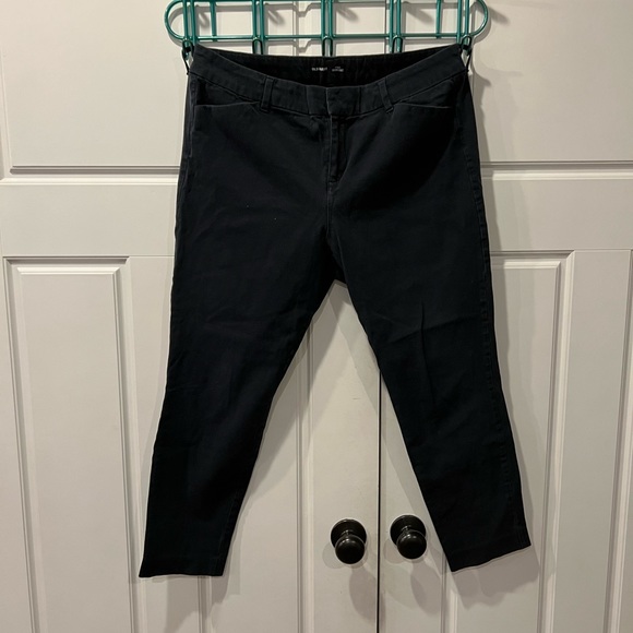 Old Navy Pants - Old Navy Pixie Pants